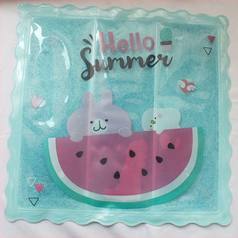 Karikatúrás hűtőpad irodai használatra, PVC-gél párna (Anyag: PVC • Töltet: víz • Stílus: karikatúra • Használat: hűtés és hőguta megelőzése)