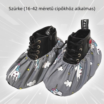 Belső használatra készült gyerekeknek szánt textil cipővédő, rajzfilm mintával, csúszásmentes, vastagított, kopásálló, mosható