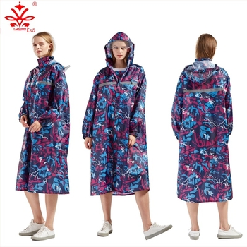 Egyrészes esőkabát túrázáshoz, poliészter taft anyag, 0,18 mm vastagság, PVC vízálló réteg, nyomtatott logó, testreszabás elérhető