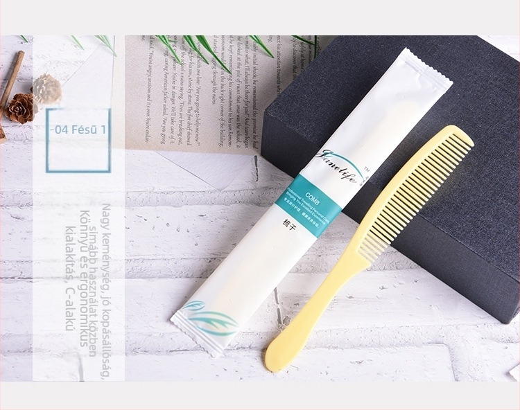 Egyszer használatos fogkefés és toalettkellékek készlet, hat darabos, műanyagból (PE), logó nyomtatási lehetőség, személyre szabás, univerzális minta