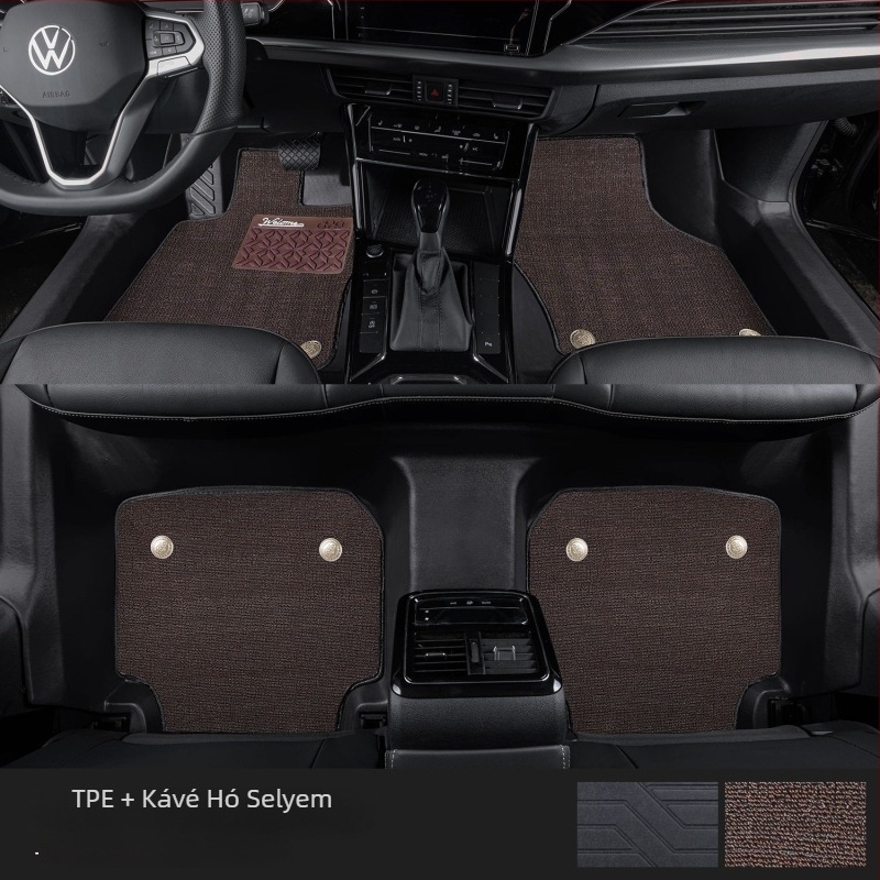 Passat 2025-ös padlószőnyeg készlet küszöbmegoldással, ötüléses konfigurációhoz, logó nyomtatás, termékkód 6823H886815Z14