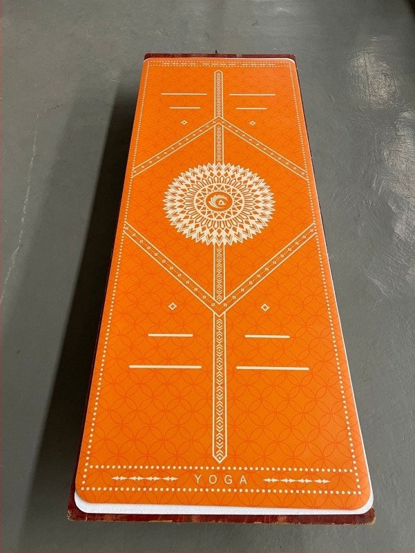 PU gumi jóga matrac otthoni edzéshez, izzadságot felszívja, csúszásmentes, méretek 185 × 68 cm, vastagság 4–5 mm