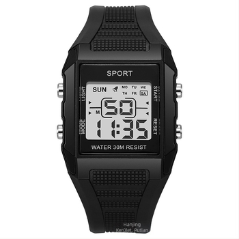 Négyszögletes digitális karóra kültéri időméréshez, ébresztő és dátum, 39 mm tárcsa, 10 m vízállóság