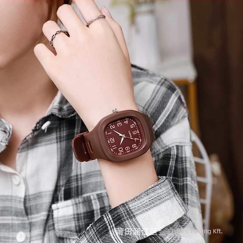 Kapanou Óra - Elektronikus mozgás, 44 mm kör alakú számlap, szilikon szíj, műanyag tokozás