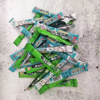 Tejes-joghurtos cukorkák pálcikákban | menta ízű | nettó 258 g | körülbelül 60 darab dobozonként | puha és rugalmas