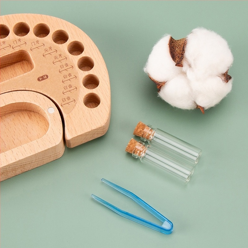 Fából készült tejfogak és baba hajának emlékdoboza – fiúknak és lányoknak, 4–6 éves gyermekeknek.