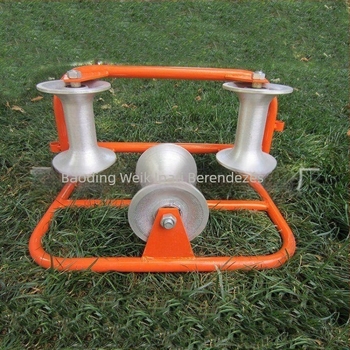 Wienke Elektromos Építés – Háromkerekű Sarokcsúszókocsi Aludobol Immak A Kapton Plafonra