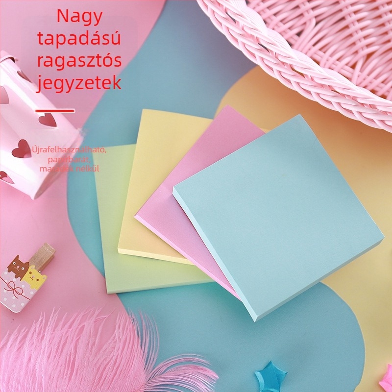 Színes rajzfilmfigurákkal díszített ragasztós jegyzetek, 76×50 mm, 100 lap.