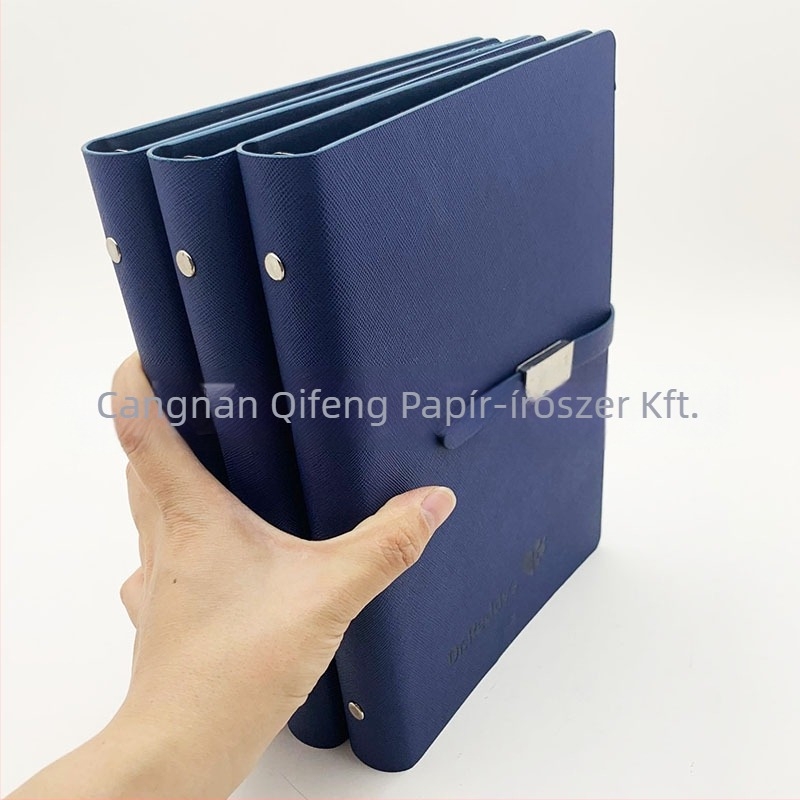 Notesz műbőr borítással, drótos kötés, egyedi domborított logó, Dowling papír, dupla offset, 80 g/m²