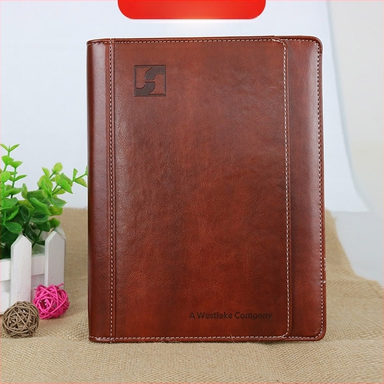 Notesz műbőr borítóval, ragasztott kötés, 80 g/m² papír, 100-200 oldal, modell YH116.
