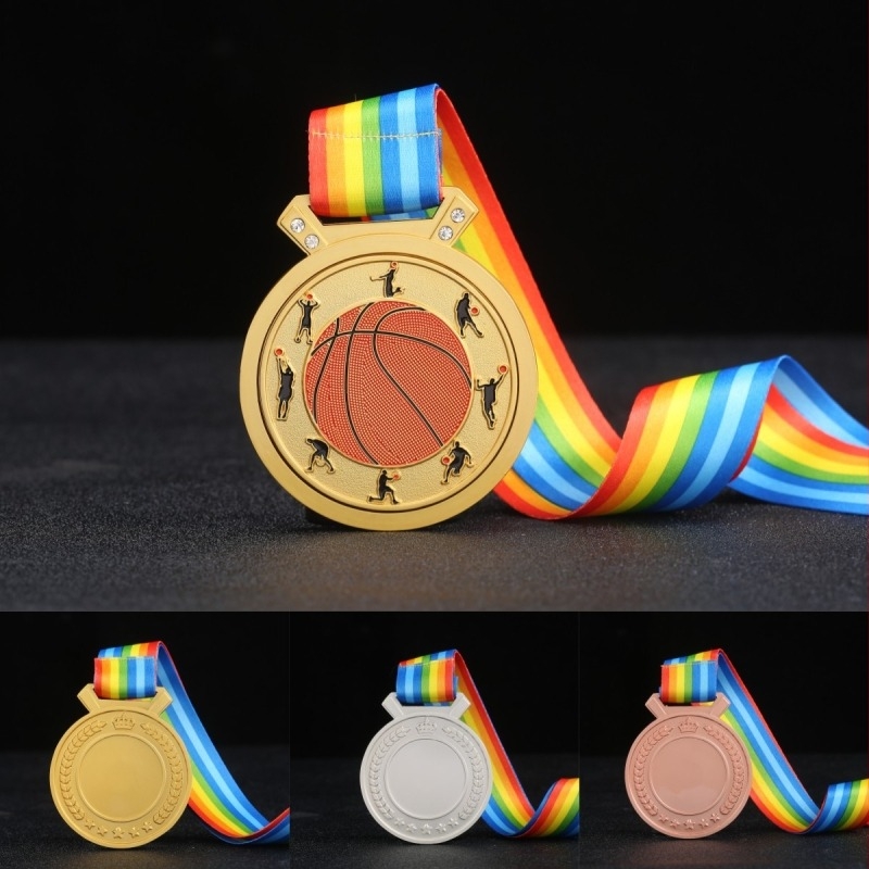 Érmek – ötvözet, nyomtatott logó, testreszabható, engedélyezett használat, aranyozott kártya folyamat