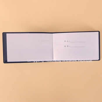 Kompakt hordozható munkanapló PU bőr borítással és hőnyomott logóval; ragasztott kötés; 80 g/m² offset papír; tömör belső mag; logónyomtatás elérhető