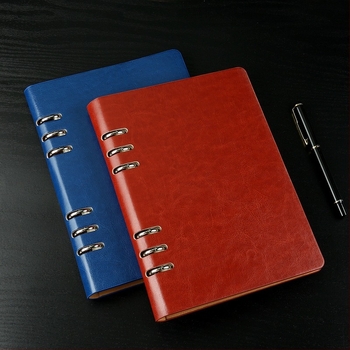 Lazán fűzhető füzet, 6 lyuk kötés, műbőr borító, 80 g/m² papír, 180 oldal