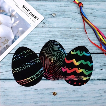 Húsvéti tojás karcolt művészet – egyedi forma, méret 7x6 cm