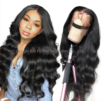 Baifumi 103F Hosszú göndör paróka középső frufruval, Body Wave, magas hőmérsékletű szálak