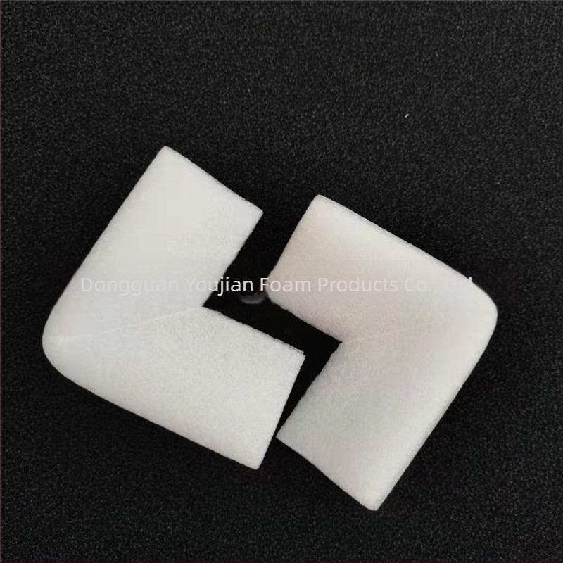 EPE habból készült sarokvédő keretekhez és bútorokhoz, L- és U-alakú, ütésvédelmi védelem üveghez és ajtókhoz, stamping gyártási folyamat