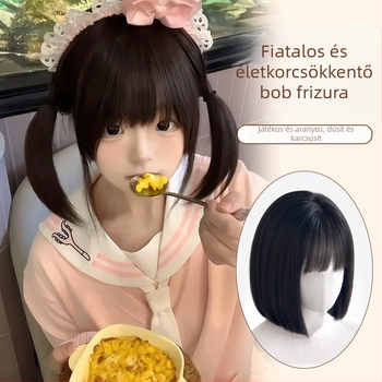 Női rövid, egyenes paróka Lolita stílusban, 30 cm hosszú, alakítható kettős copfba, természetes frufru