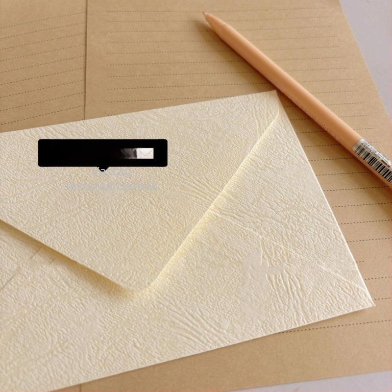 Kraft papír levélpapír és borítékkészlet – vastagított, Ins stílus, minimalist, ókori stílusú meghívókhoz (Anyag: kraft papír; Stílus: Ins; Téma: ókori; Használat: meghívók)