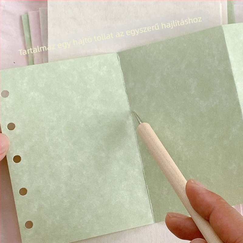 Töltőrefill notesz pergament papírral, 110 g, két- és háromhajtogatott oldalak, üres belső oldalak, termékkód Q3-28