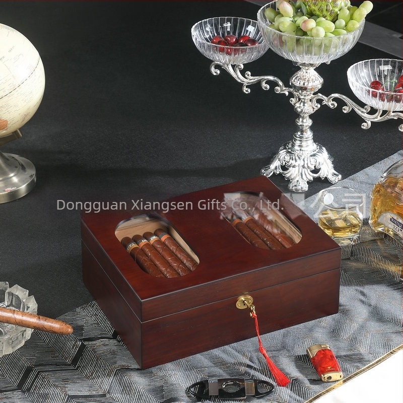 Szivar-humidor kiállító szekrény cédrusfából, dupla ablakkal, nagy kapacitású, kézzel készített, testreszabható