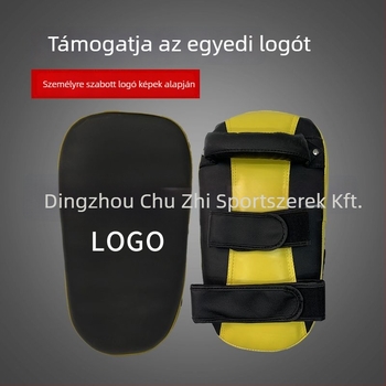 Ívelt célpont edzéshez – PU anyag, modell 40, tömeg 400 g, függőleges kivitel, alkalmas sanda, ökölvívás, Muay Thai és Taekwondo edzésére