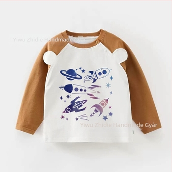 Űrhajós rajz sablon - üreges inkjet sablon ruházat tervezéséhez - PET anyag - Purple Butterfly