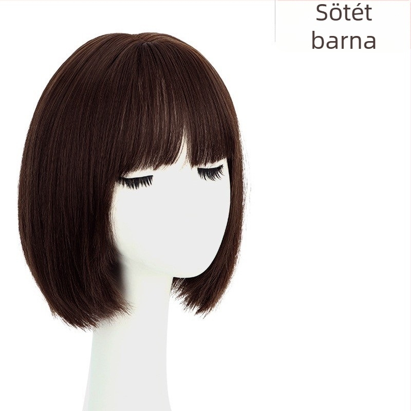 Rövid egyenes paróka frufruval, modell 7008, matt hőálló huzal, mechanikus gyártás