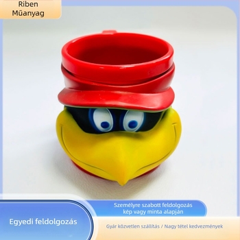 Testreszabható PP műanyag fagylaltos poharak, 480 ml, rajzfilm-stílus, injekciós öntés + zománc kivitel, falvastagság 3–5 mm