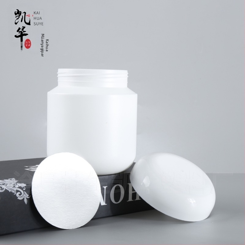 Fehérje por tároló – HDPE műanyag üveg kupakkal, 500 g kapacitás, testreszabható csomagolás