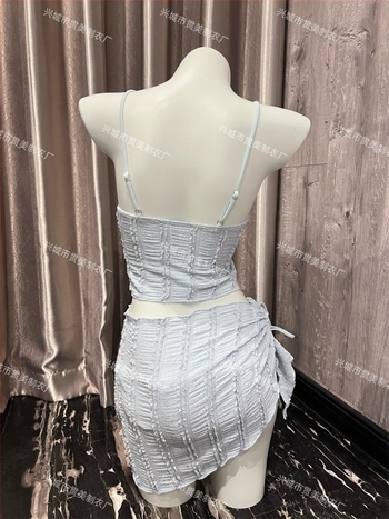 Koreai stílusú bikini szett, három darabos, magas derekú, hát nélküli, párnázott felső, Nylon 82% / bélés Spandex 18%
