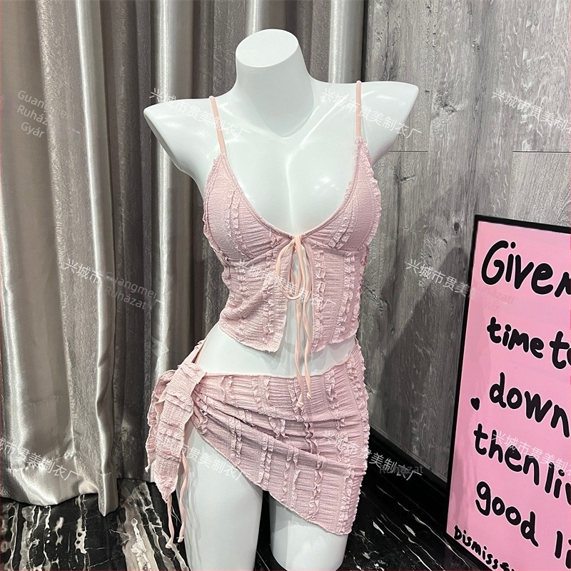 Koreai stílusú bikini szett, három darabos, magas derekú, hát nélküli, párnázott felső, Nylon 82% / bélés Spandex 18%