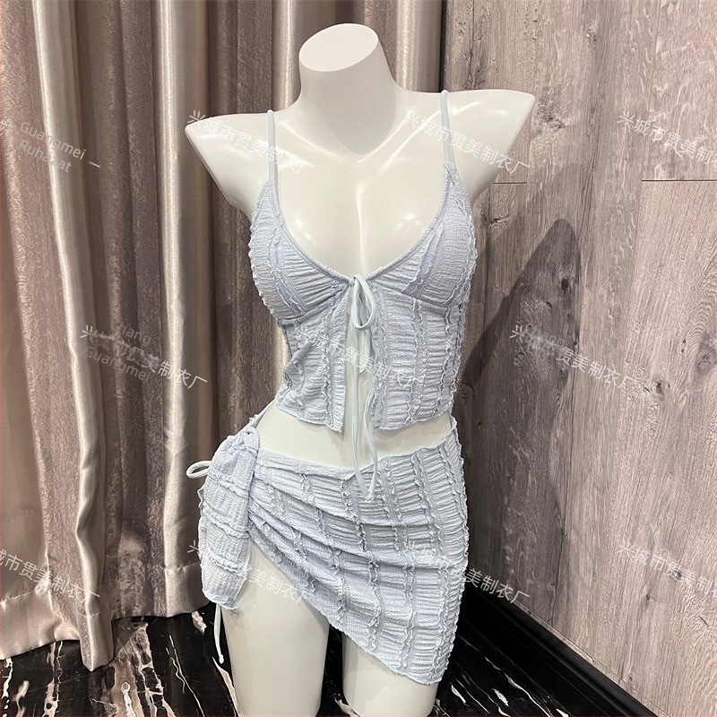 Koreai stílusú bikini szett, három darabos, magas derekú, hát nélküli, párnázott felső, Nylon 82% / bélés Spandex 18%