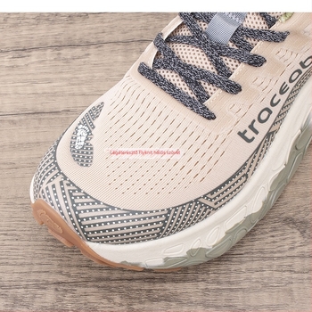 Trail running cipő – ultra könnyű, lélegző, csúszásmentes és ütéscsillapító; felsőrész hálószövet, EVA középtalp, kopásálló gumi külső talp