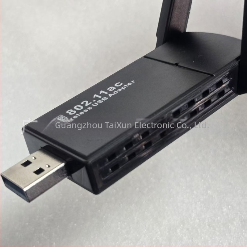 Kétsávos 5GHz USB vezeték nélküli hálózati adapter asztali számítógépekhez, 1300 Mbps, meghajtó nélküli