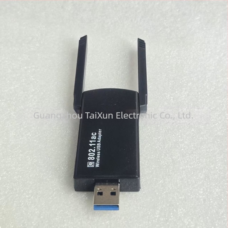 Kétsávos 5GHz USB vezeték nélküli hálózati adapter asztali számítógépekhez, 1300 Mbps, meghajtó nélküli