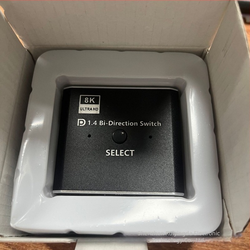 DisplayPort 1.4 kétirányú kapcsoló 8K-val és IR távirányítóval (DP1.4, 8K, kétirányú, IR távirányító, 1080p)