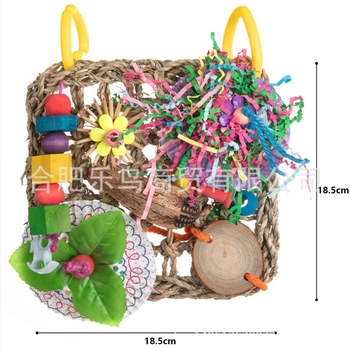 Papagáj harapó játék mászó hálóval, háló víz alatti fűvel és gyümölcsfű darabokkal, madarak számára, nem importált, nincs engedélyezett magánmárka
