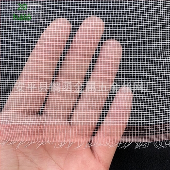 Nylon rovarvédő háló üvegházhoz és gyümölcsöskerthez, 20 mm szemnyílás, 1 mm drótátmérő, élettartam 10 év