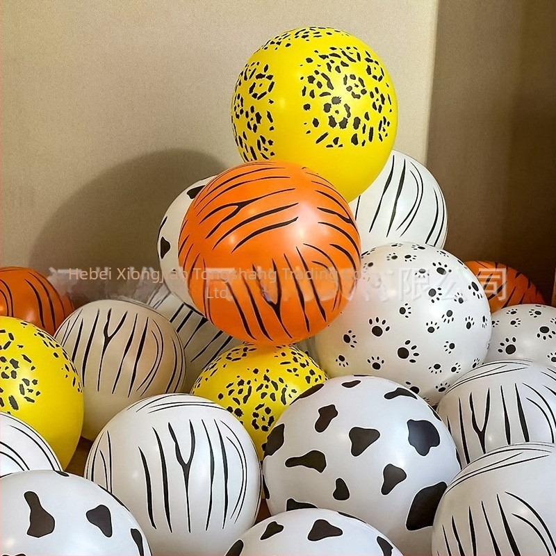 Latex ballon, játékbalon, kör alakú forma, rajzfilmszerű minta, logónyomás elérhető