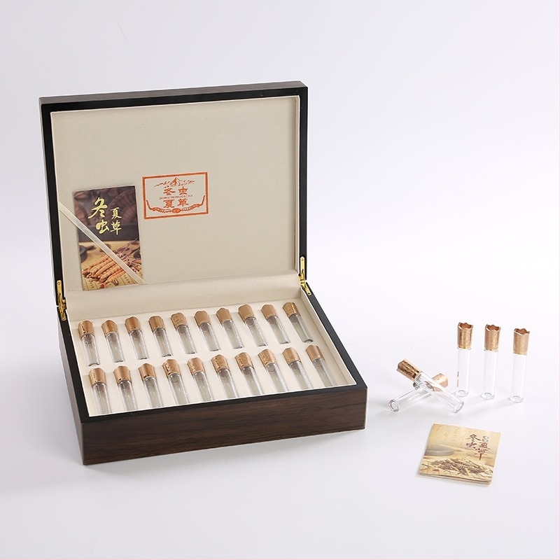 Cordyceps ajándékdoboz, Fangpai modell, faanyagú konstrukció fiberboard, sütőfestés felület, belső műanyag cső, ajándékdoboza