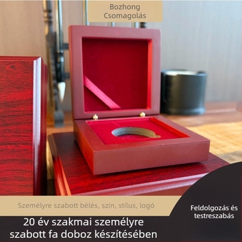 MDF faanyagú doboz emlékérmék és arany- és ezüstérmék számára • Modell BZBOX-0038 • lézergravírozás, UV bevonat, arany nyomtatás • logónyomtatás és testreszabás