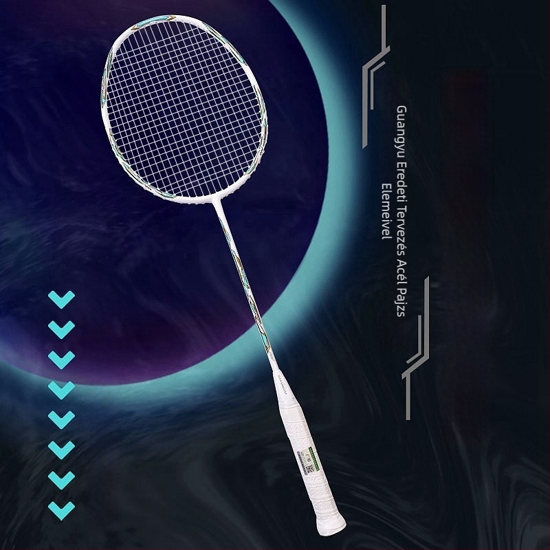 Guangyu 4U badminton ütő – karbon szálas keret, súly 80–84 g, markolat G4, közvetlen ütés
