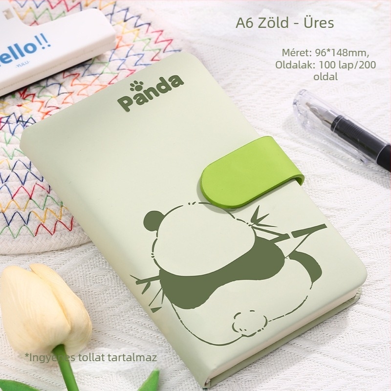 Jegyzetfüzet Panda csattal, karikatúra borító, varrott kötés, műbőr borítás, Dowling papír, 80 g/m², 100–200 oldal