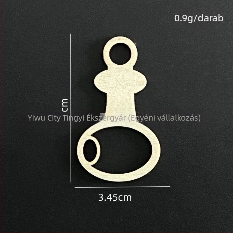 Perforált körfa címke akasztóval, lézergravírozott és kézzel írt felirattal, üreges dekoratív kiegészítő, termékkód: 035, anyag: fa, modern minimalista stílus.