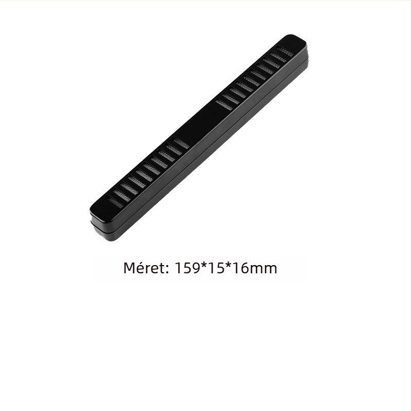 Szivar nedvesítő — hordozható, műanyag, egyszerű stílus; tartalmaz nedvesítő lapokat és szivacslapokat