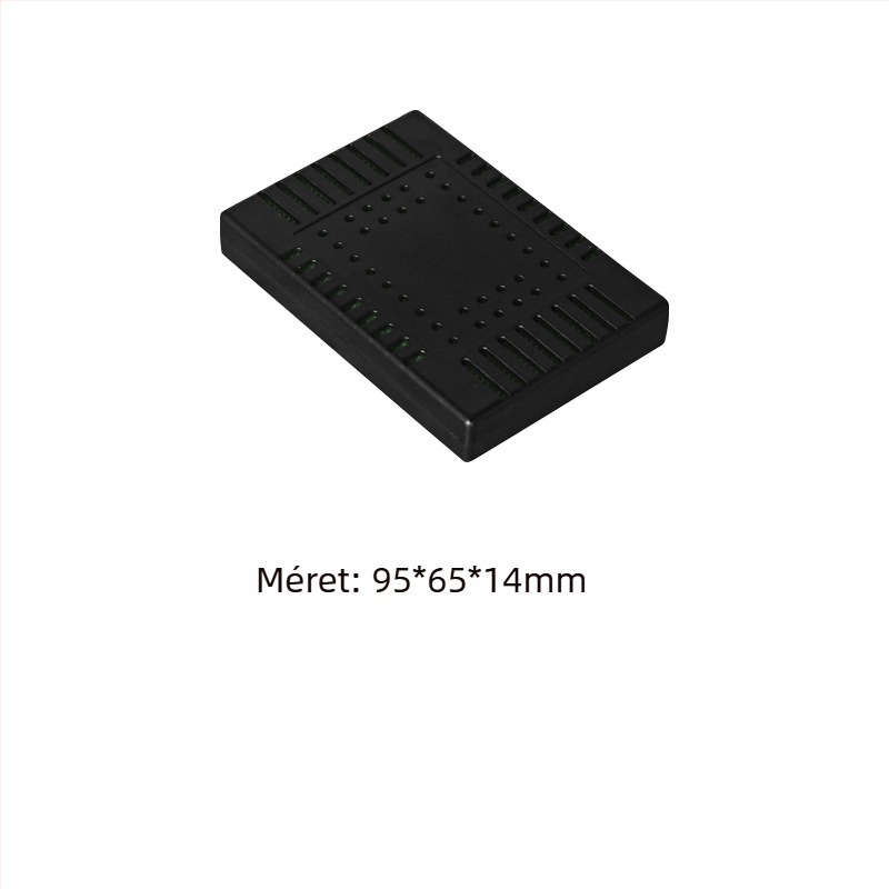 Szivar nedvesítő — hordozható, műanyag, egyszerű stílus; tartalmaz nedvesítő lapokat és szivacslapokat