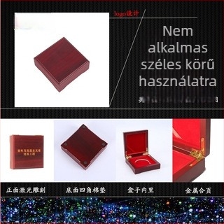 Fából készült ékszerdoboz forgatható fedővel, nyomtatott logó, bronzizás (ezüst), belső bevonat Puff + EVA, modell 2018