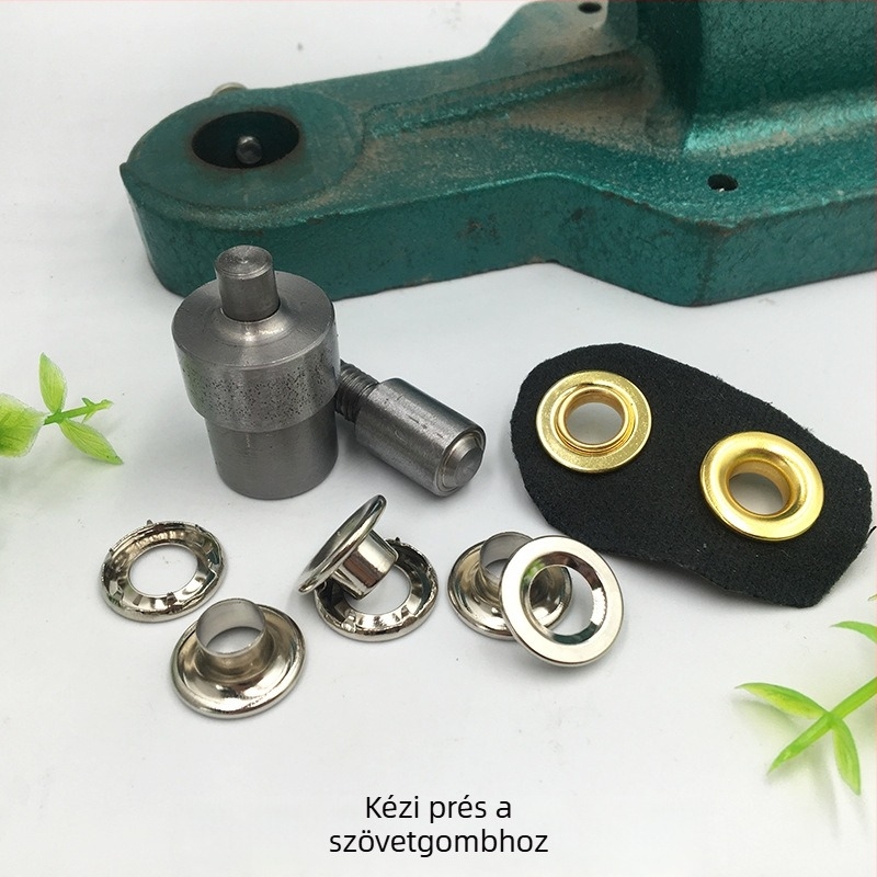 Vasból készült övcsat öntőforma BDRAY