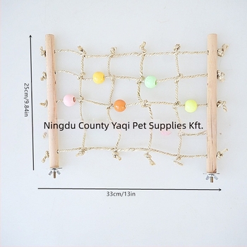 Papagáj mászóhálós játék – fa gyöngyök, szizál kötél és akril gyöngyök; márka Cool pug