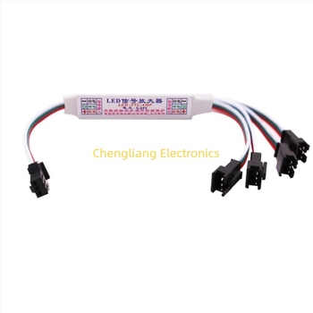 LED-szalag erősítő modul — szinkron jelzés, 5–24V, SM3P interfész, 3 SPI jelcsoport, 0–100% beállítás